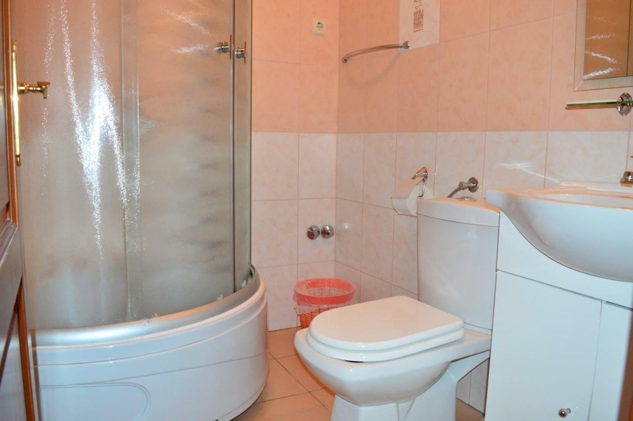 Apartmani Macak II Novalja Exterior photo
