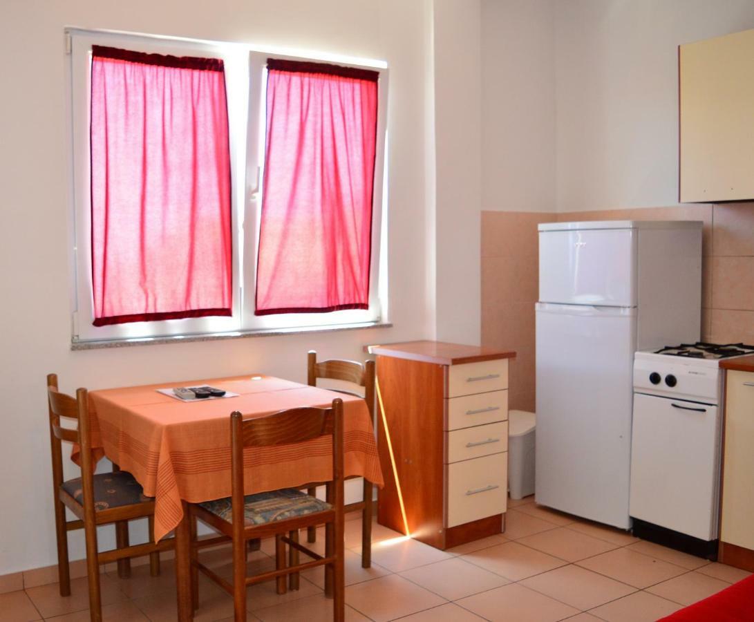 Apartmani Macak II Novalja Exterior photo